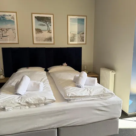 Vistamare Bed & Breakfast *